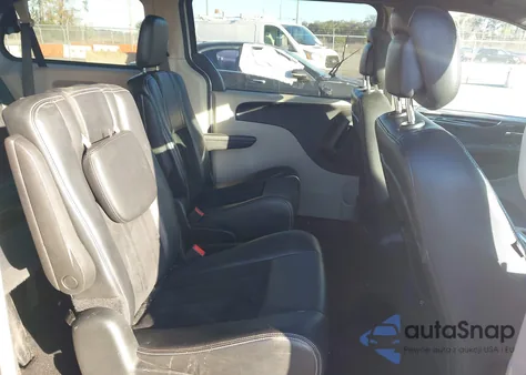 2018 Dodge Grand Caravan Sxt z USA, uszkodzony, nr VIN 2C4RDGCG7JR297546